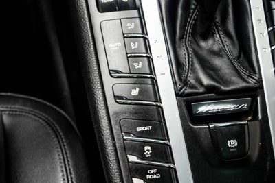 2019 Porsche Macan Base