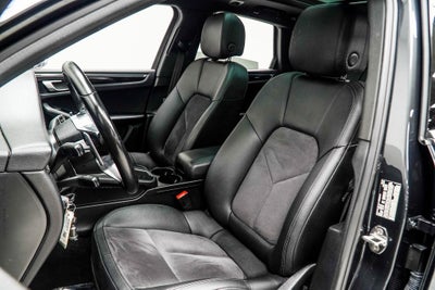 2019 Porsche Macan Base