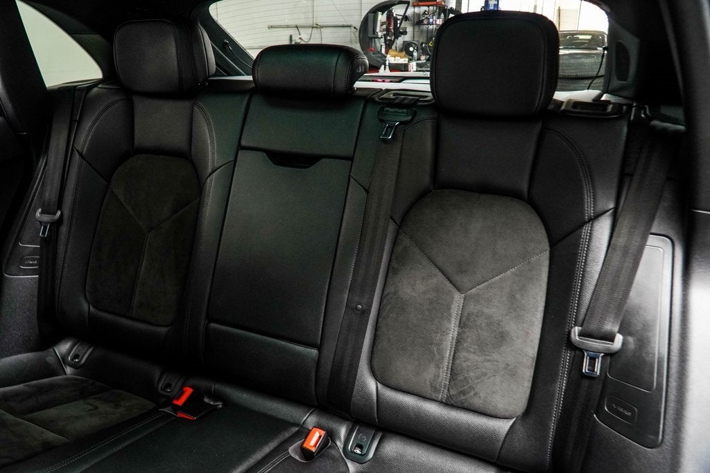 2019 Porsche Macan Base