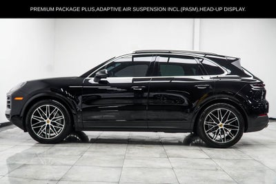 2024 Porsche Cayenne Base