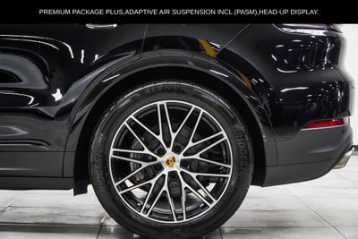 2024 Porsche Cayenne Base