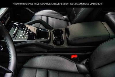 2024 Porsche Cayenne Base
