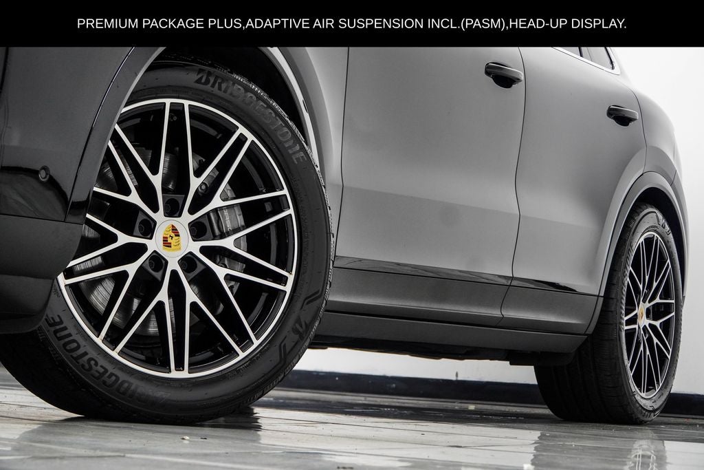 2024 Porsche Cayenne Base