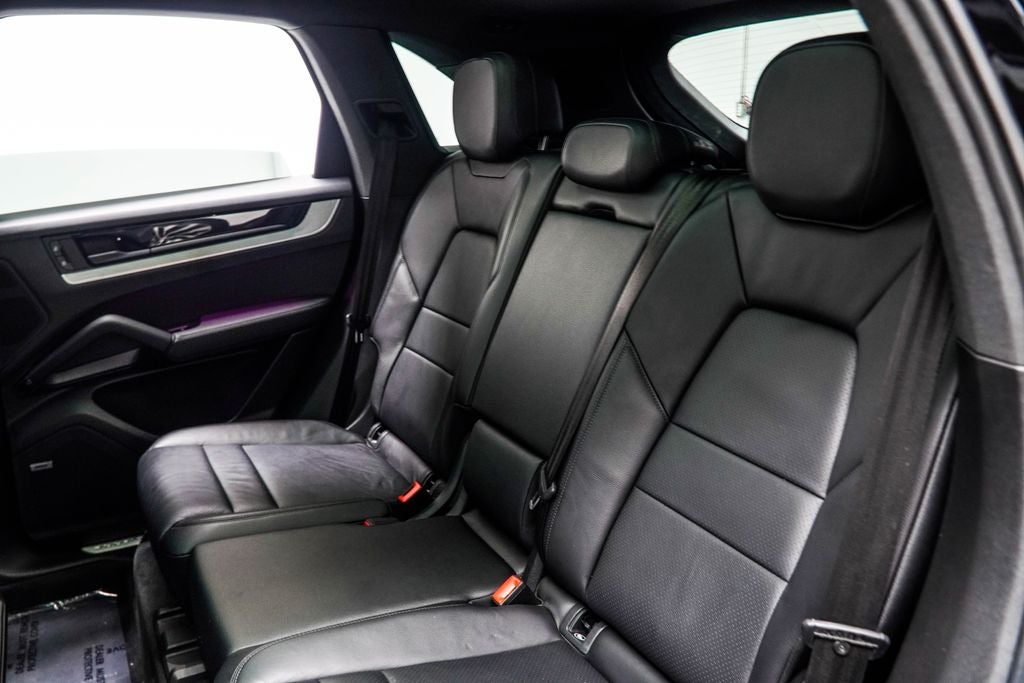 2024 Porsche Cayenne Base