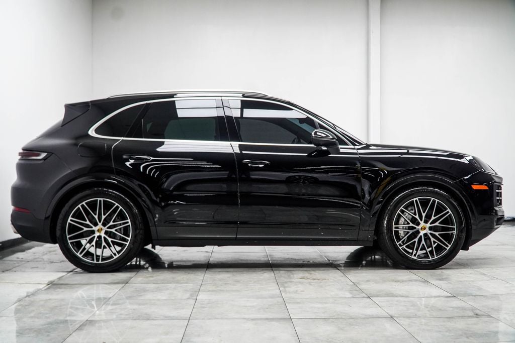 2024 Porsche Cayenne Base