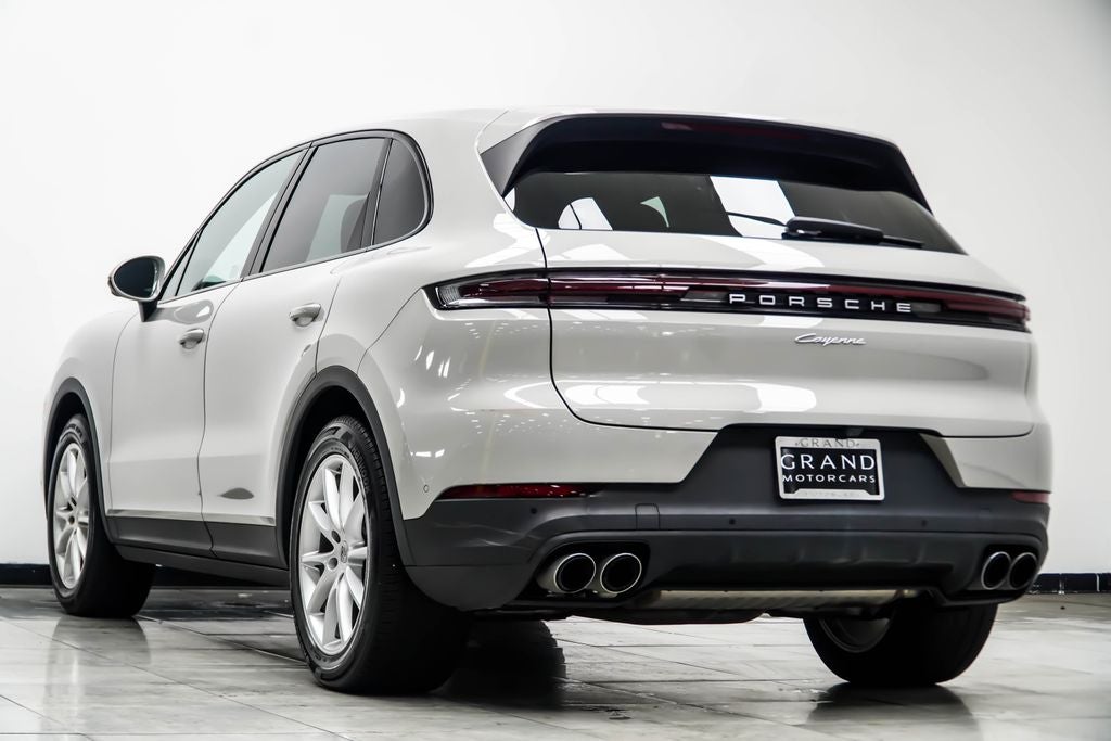 2024 Porsche Cayenne Base