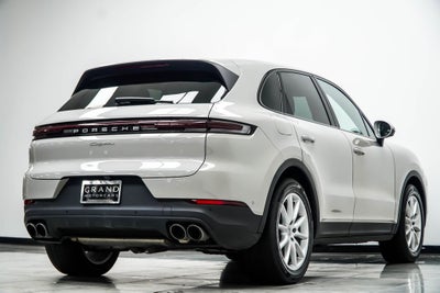 2024 Porsche Cayenne Base