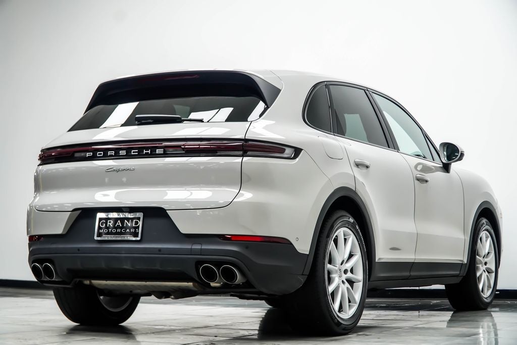 2024 Porsche Cayenne Base