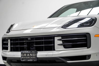 2024 Porsche Cayenne Base