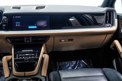 2024 Porsche Cayenne Base