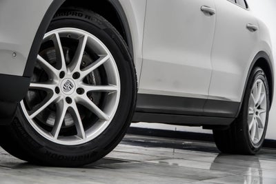 2024 Porsche Cayenne Base