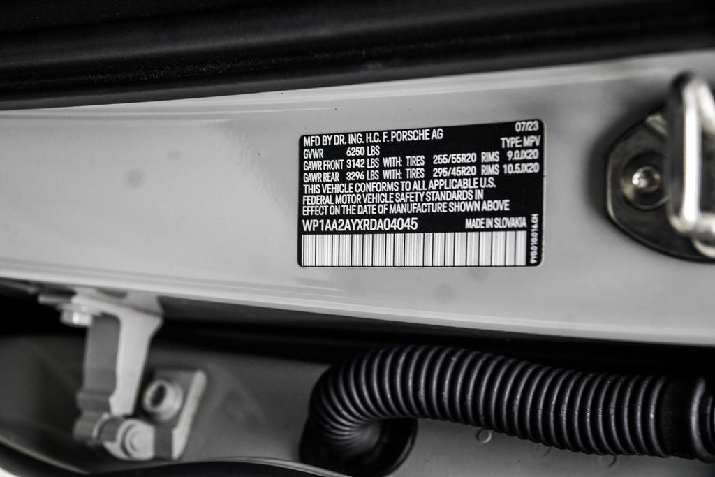 2024 Porsche Cayenne Base