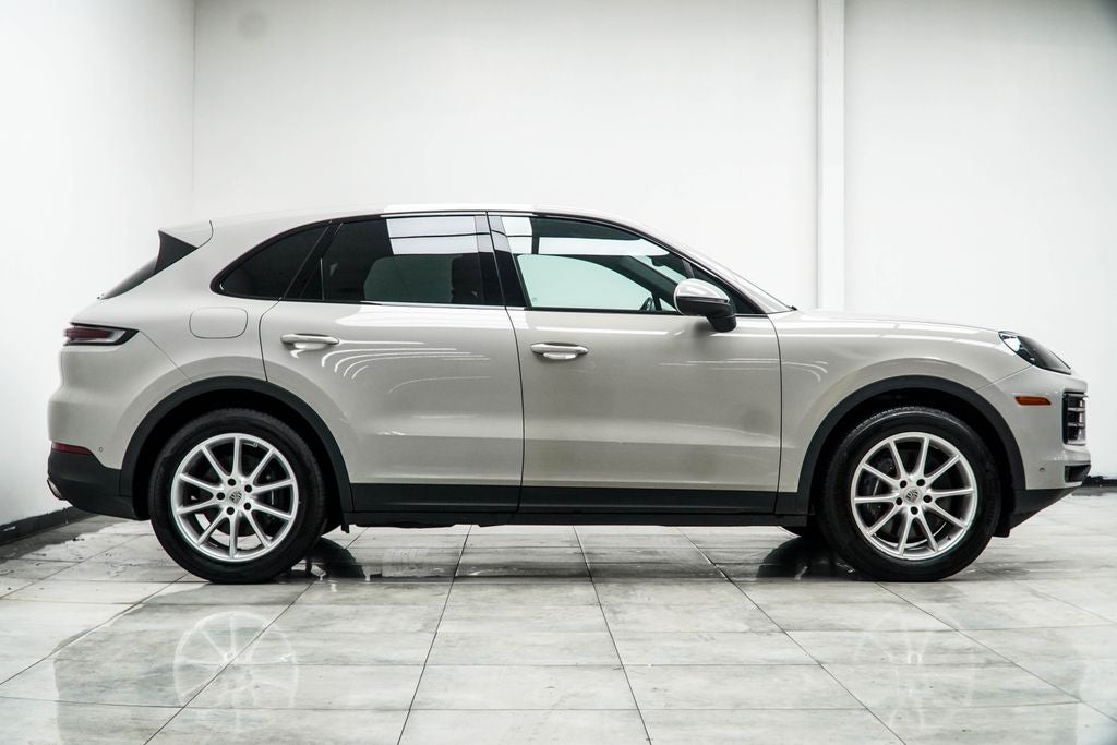 2024 Porsche Cayenne Base