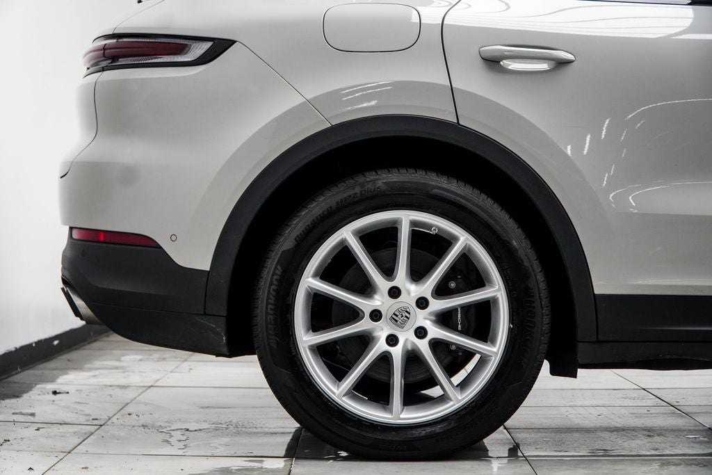 2024 Porsche Cayenne Base