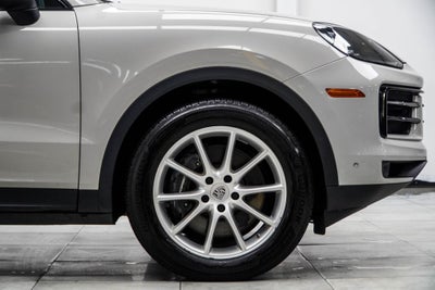 2024 Porsche Cayenne Base