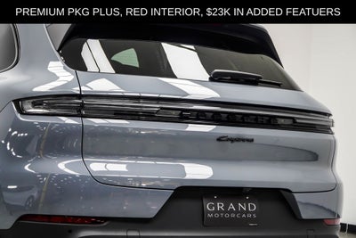 2024 Porsche Cayenne E-Hybrid Base