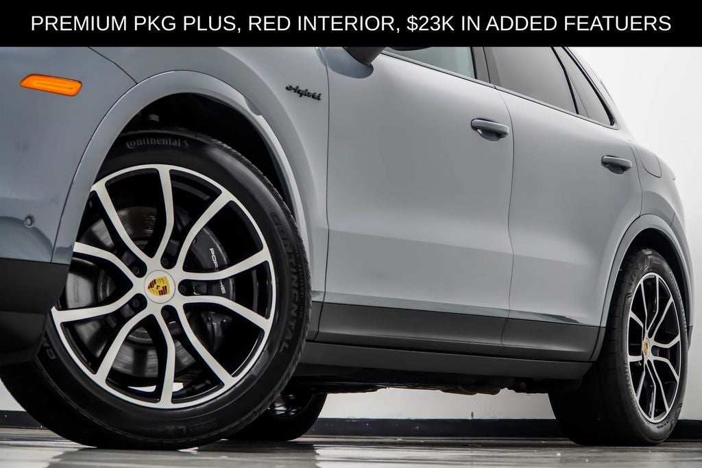 2024 Porsche Cayenne E-Hybrid Base