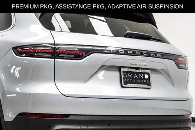 2023 Porsche Cayenne E-Hybrid Base