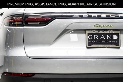2023 Porsche Cayenne E-Hybrid Base