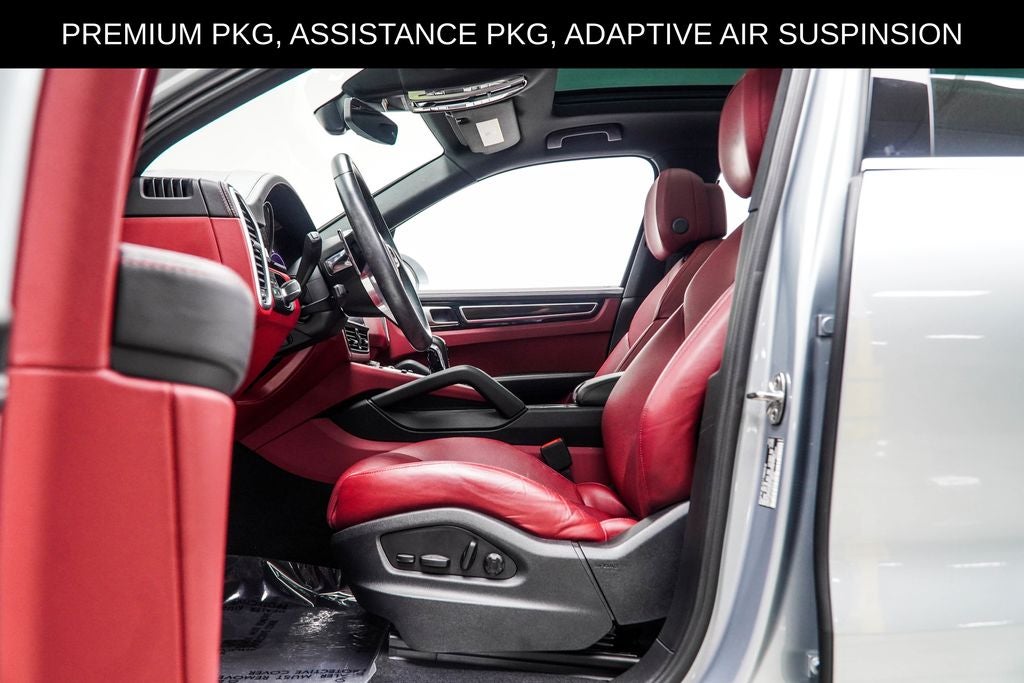 2023 Porsche Cayenne E-Hybrid Base