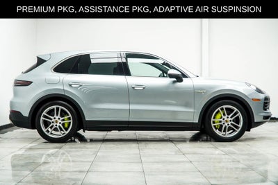 2023 Porsche Cayenne E-Hybrid Base