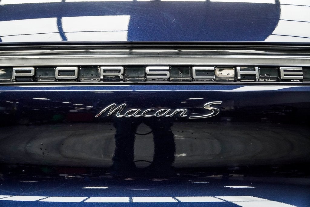 2022 Porsche Macan S