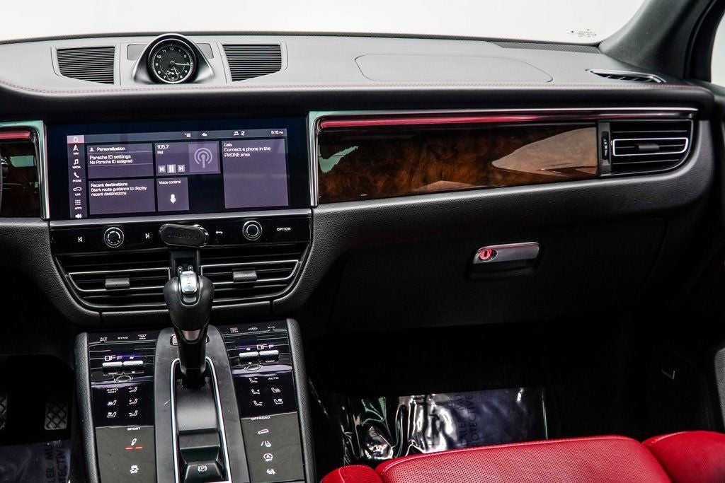 2022 Porsche Macan S