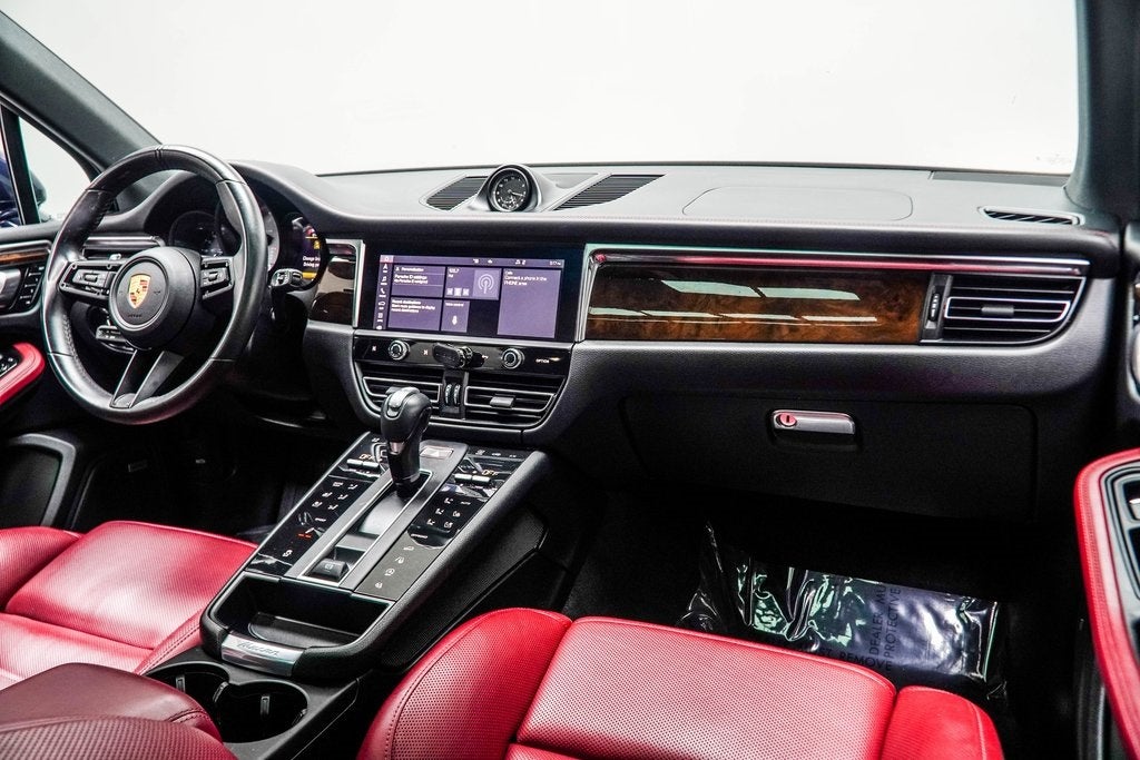 2022 Porsche Macan S