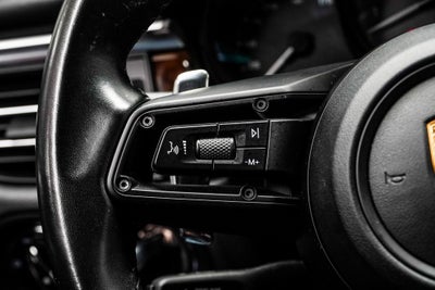 2022 Porsche Macan S