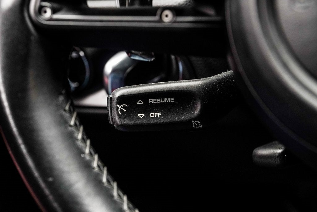 2022 Porsche Macan S