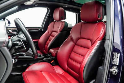 2022 Porsche Macan S