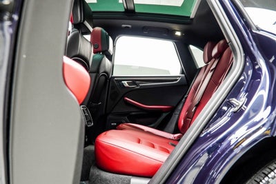 2022 Porsche Macan S