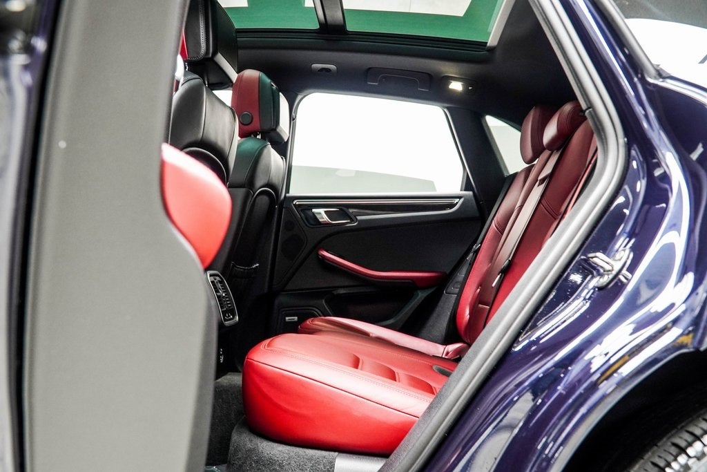 2022 Porsche Macan S