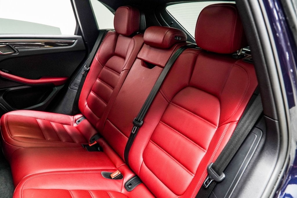 2022 Porsche Macan S