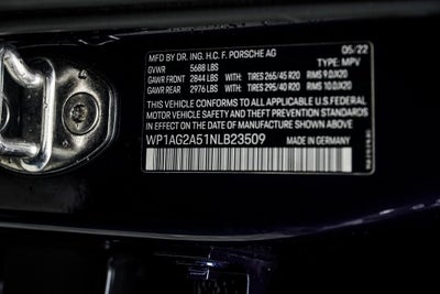 2022 Porsche Macan S