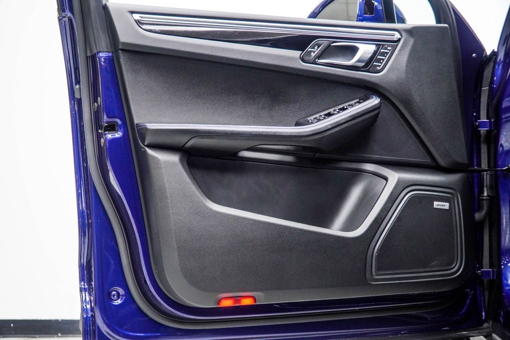 2023 Porsche Macan S