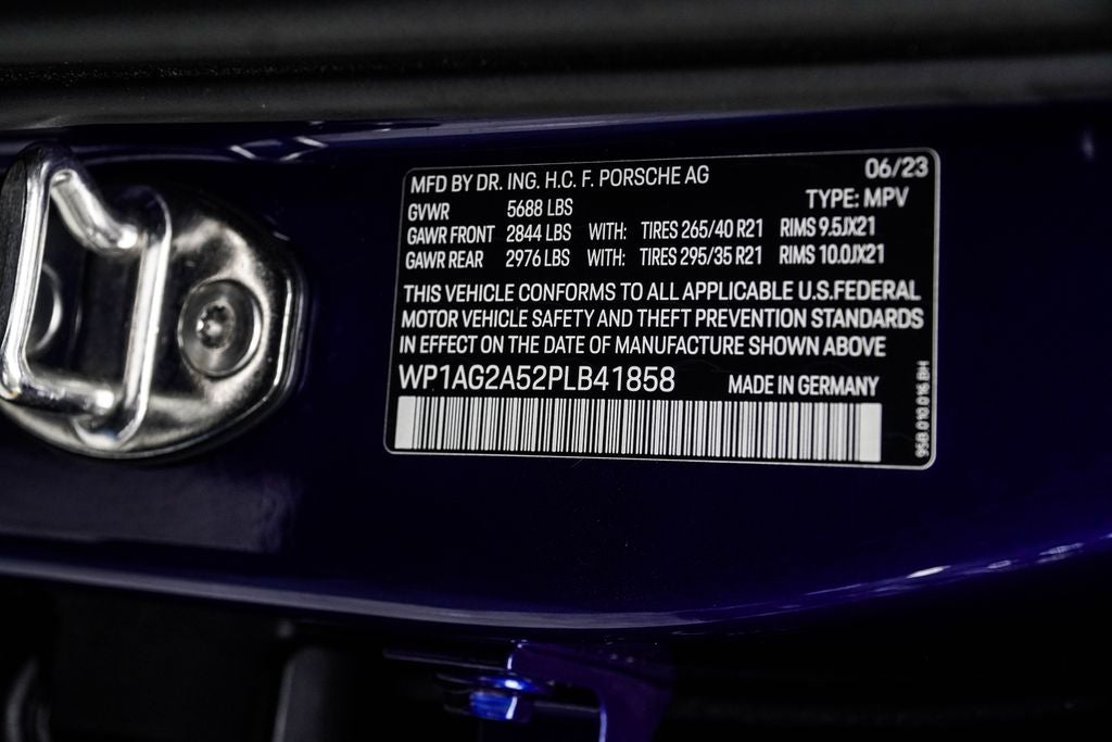 2023 Porsche Macan S