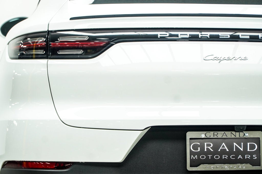 2023 Porsche Cayenne Coupe Base
