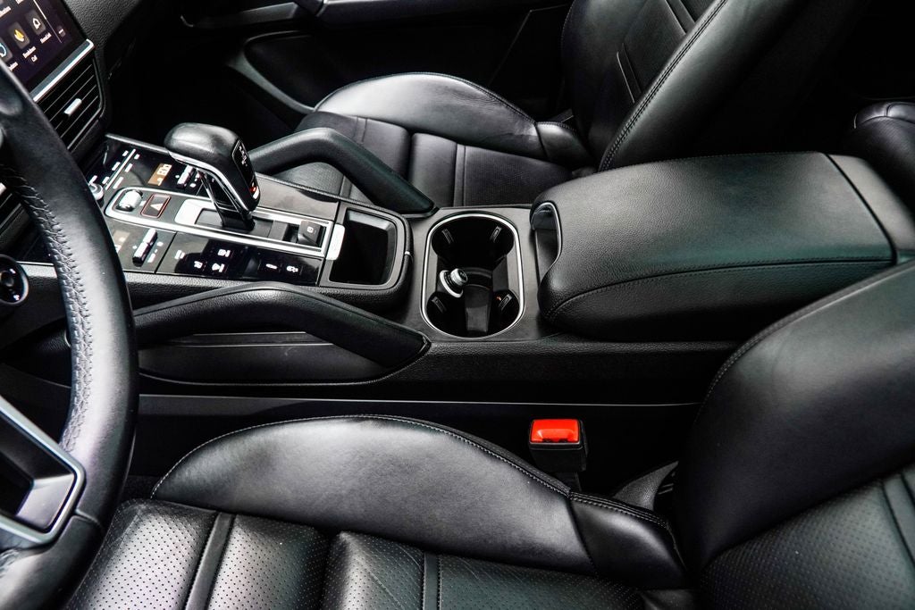 2023 Porsche Cayenne Coupe Base