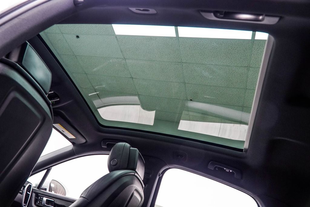 2023 Porsche Cayenne Coupe Base