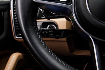 2023 Porsche Cayenne Coupe Base