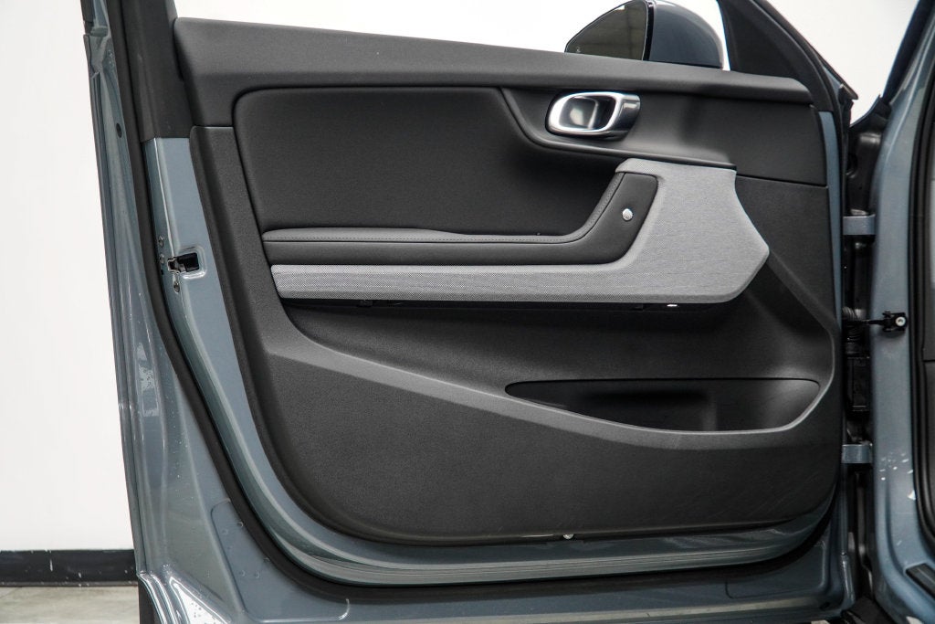 2023 Polestar 2 Long Range Dual Motor Performance Plus