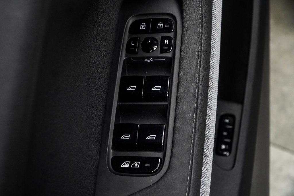 2024 Polestar 2 Long Range Dual Motor