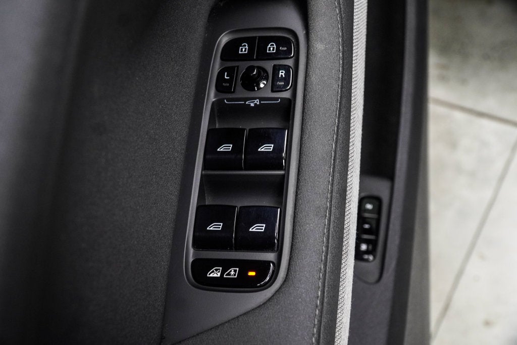 2024 Polestar 2 Long Range Dual Motor