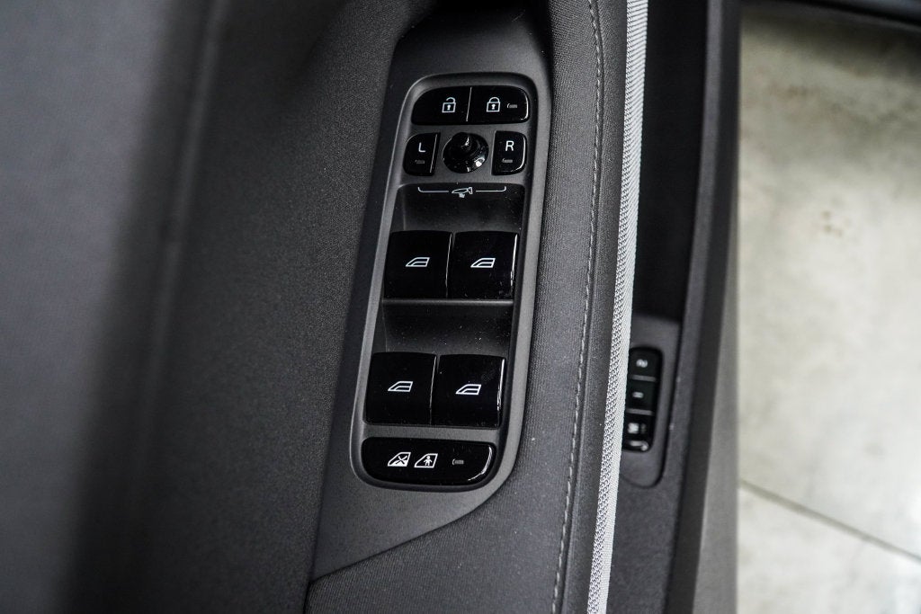 2024 Polestar 2 Long Range Dual Motor