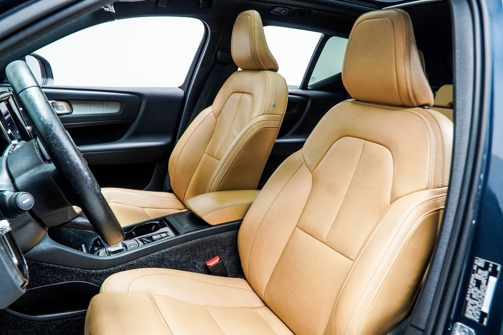 2021 Volvo XC40 T5 Inscription