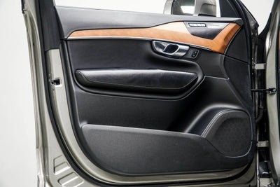 2020 Volvo XC90 Hybrid T8 Inscription