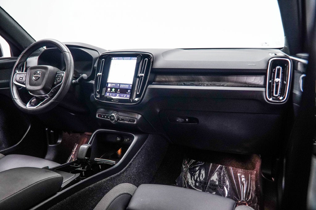 2023 Volvo C40 Recharge Pure Electric Twin Core
