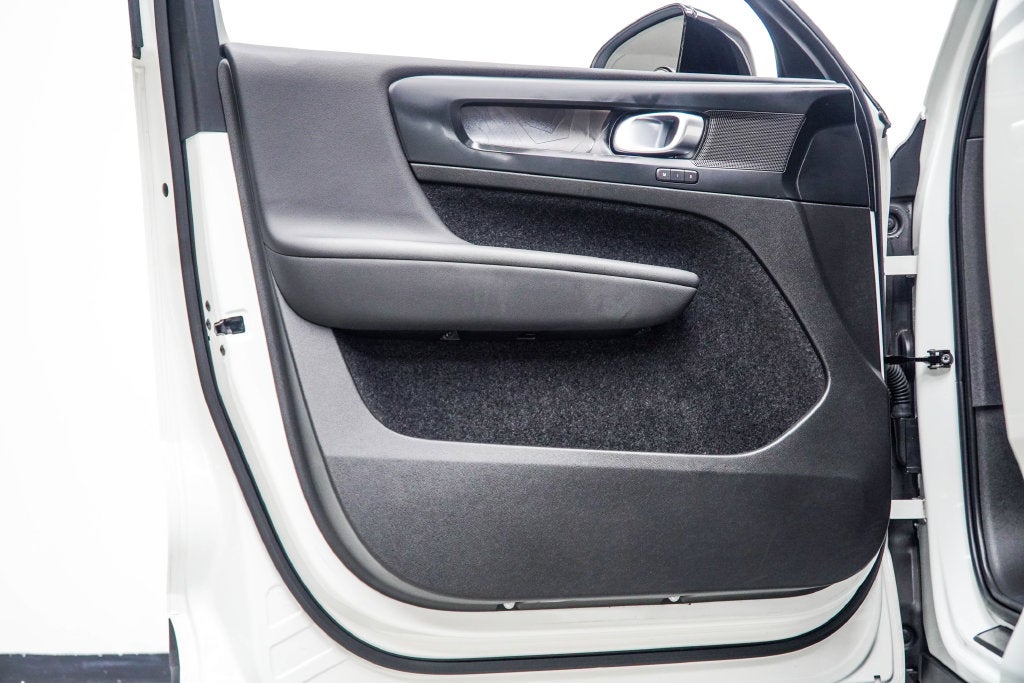2023 Volvo C40 Recharge Pure Electric Twin Core