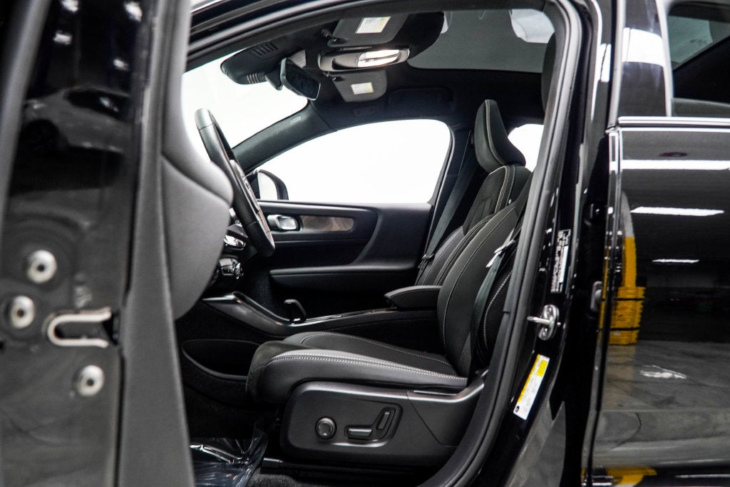 2023 Volvo C40 Recharge Pure Electric Ultimate